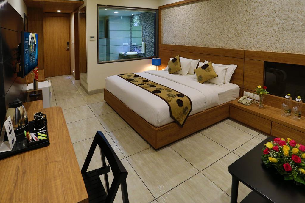 Grand Kailash Hotel Aurangābād Zimmer foto